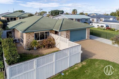 Photo of property in 16a Goods Road, Otumoetai, Tauranga, 3110