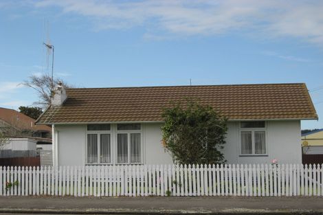 Photo of property in 51 Alma Road, Gonville, Whanganui, 4501