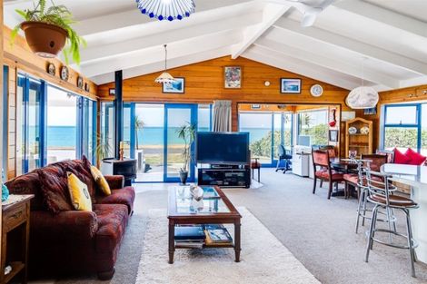 Photo of property in 109 North Shore Road, Eskdale, Napier, 4182