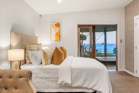 Photo of property in 72 Cliff Road, Torbay, Auckland, 0630