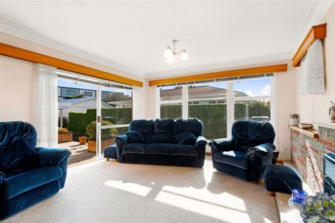 Photo of property in 12 Te Kanawa Crescent, Henderson, Auckland, 0610
