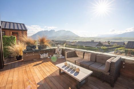 Photo of property in 2/27 Rannoch Drive, Jacks Point, Queenstown, 9371