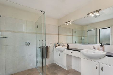 Photo of property in 97b Fendalton Road, Fendalton, Christchurch, 8014