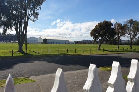 Photo of property in 143 Carlton Avenue, Springvale, Whanganui, 4501