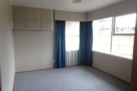 Photo of property in 168 Don Buck Road, Massey, Auckland, 0614