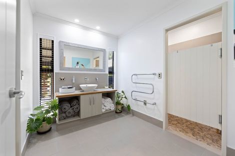 Photo of property in 29 Glen Mohr, Acacia Bay, Taupo, 3385