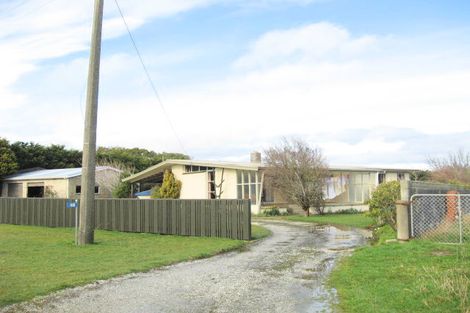 Photo of property in 48 Somerville Street, Woodend, Invercargill, 9877