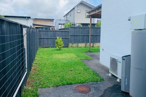 Photo of property in 10 Sacred Kingfisher Road, Hobsonville, Auckland, 0616