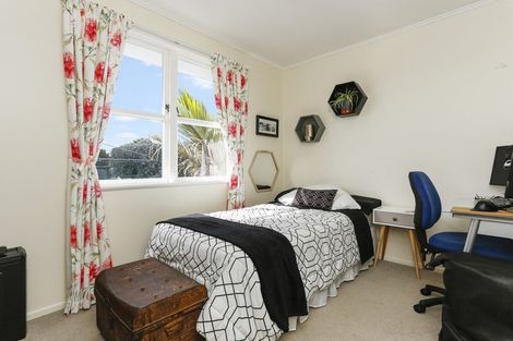 Photo of property in 30 Nile Road, Kelston, Auckland, 0602