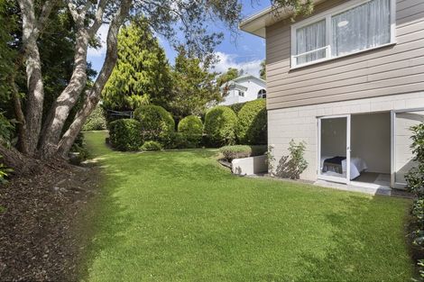 Photo of property in 7 Kathleen Street, Totara Vale, Auckland, 0627