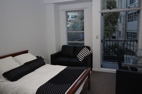 Photo of property in 25a Rutland Road, Stanley Point, Auckland, 0624