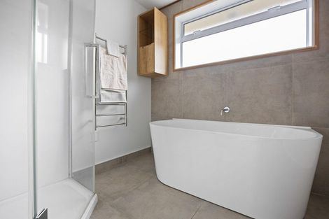 Photo of property in 25 Dunbarton Street, Redwood, Christchurch, 8051