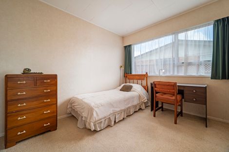Photo of property in 10 Rameses Place, Pomare, Rotorua, 3015