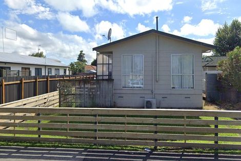 Photo of property in 52 Somerset Crescent, Highbury, Palmerston North, 4412