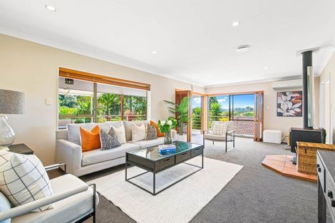 Photo of property in 99 John Downs Drive, Browns Bay, Auckland, 0630