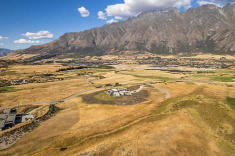 Photo of property in 3 Water Race Lane, Jacks Point, Queenstown, 9371