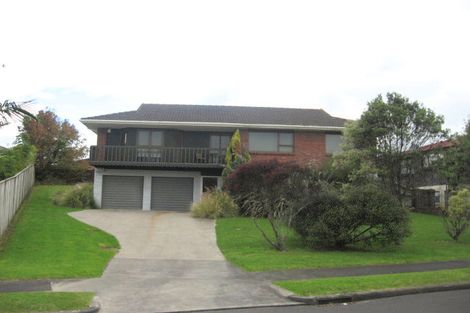 Photo of property in 26 Glenshee Place, Highland Park, Auckland, 2010