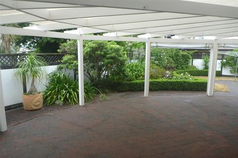 Photo of property in 153 Walter Strevens Drive, Conifer Grove, Takanini, 2112