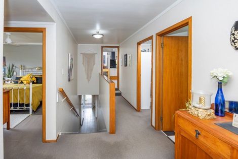 Photo of property in 9 Seddon Road, Frankton, Hamilton, 3204