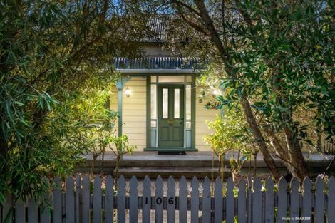 Photo of property in 106 Jellicoe Street, Martinborough, 5711