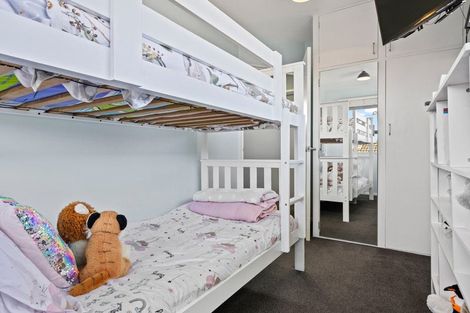 Photo of property in 72 Dunedin Street, Redwood, Christchurch, 8051