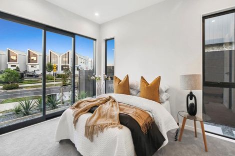 Photo of property in 22 Pukeko Road, Hobsonville, Auckland, 0616