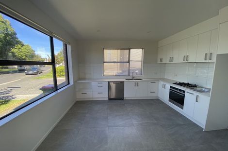 Photo of property in 23 Ti Kouka Lane, Sandringham, Auckland, 1025