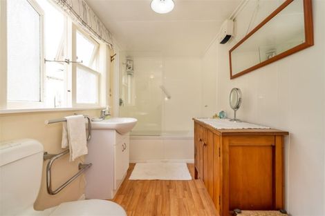 Photo of property in 5a Stephen Street, Trentham, Upper Hutt, 5018