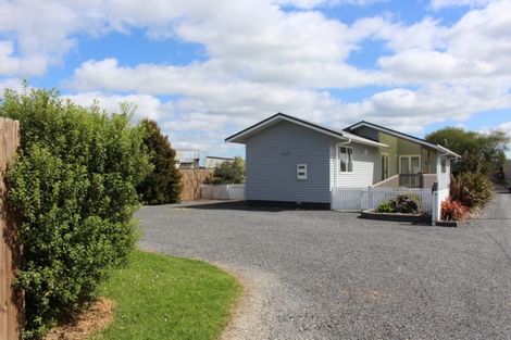 Photo of property in 1b Front Miranda Road, Waitakaruru, Thames, 3576