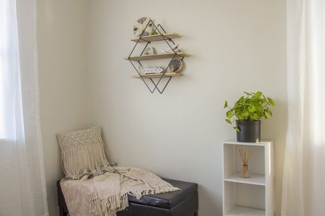 Photo of property in 60 Brandon Street, Featherston, 5710