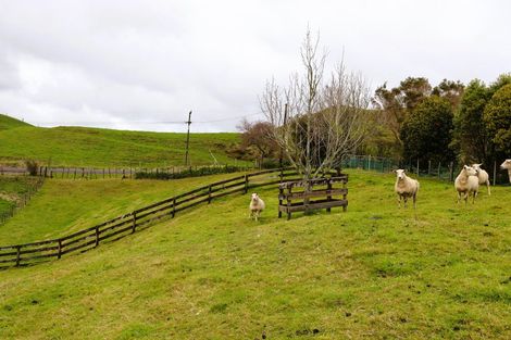 Photo of property in 772 Upland Road, Egmont Village, New Plymouth, 4372