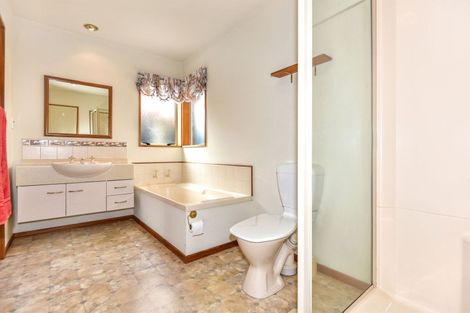 Photo of property in 1 Evenwood Place, Waimairi Beach, Christchurch, 8083