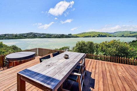 Photo of property in 41 Seaview Road, Paremata, Porirua, 5024