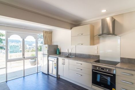 Photo of property in 1/219 The Terrace, Wellington Central, Wellington, 6011
