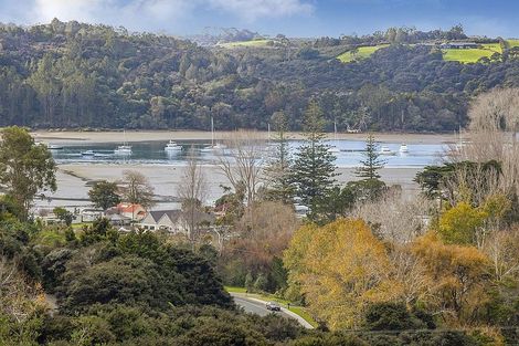 Photo of property in 40 Brick Bay Drive, Sandspit, Warkworth, 0982