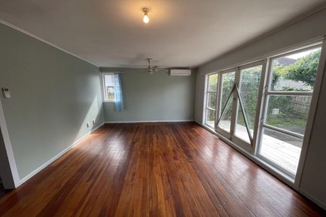 Photo of property in 68a Flanshaw Road, Te Atatu South, Auckland, 0610