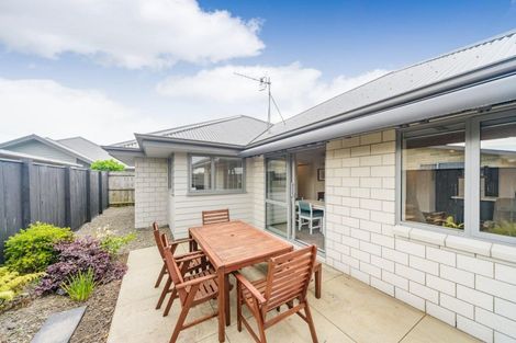 Photo of property in 52a Weston Avenue, Roslyn, Palmerston North, 4414