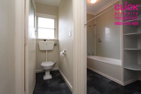 Photo of property in 4f Alva Street, Dunedin Central, Dunedin, 9016