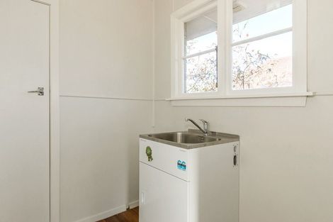 Photo of property in 33 Fovant Street, Russley, Christchurch, 8042