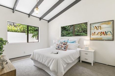 Photo of property in 69 Rosecamp Road, Beach Haven, Auckland, 0626