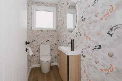 Photo of property in 15 Ihaka Street, Hokowhitu, Palmerston North, 4410