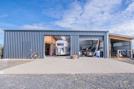 Photo of property in 64 Cameron Road, Hillend, Balclutha, 9272