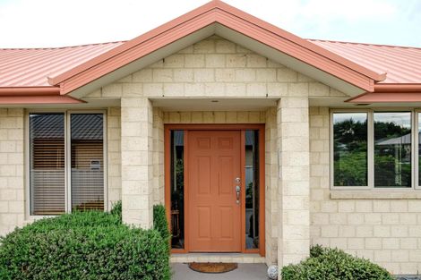 Photo of property in 9 Tancred Street, Geraldine, 7930