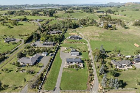 Photo of property in 81 Kyle Road, Waipukurau, 4281