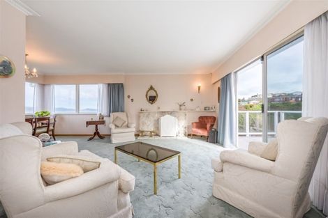 Photo of property in 18 Magnolia Grove, Maungaraki, Lower Hutt, 5010