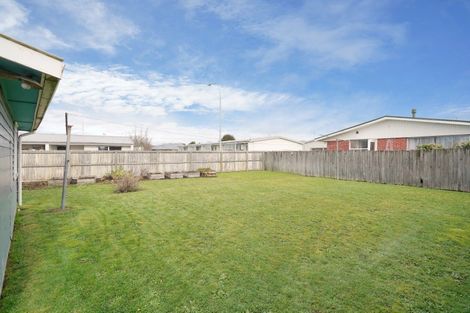 Photo of property in 8 Mcalpine Place, Rangiora, 7400