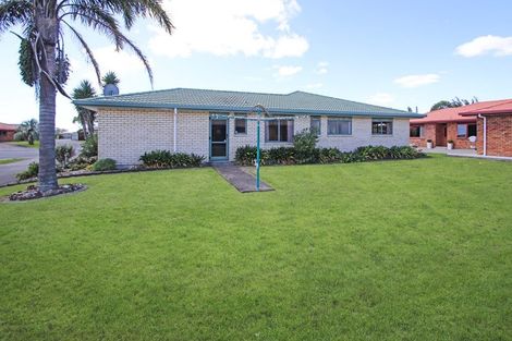 Photo of property in 17 Taupata Place, Kaitaia, 0410