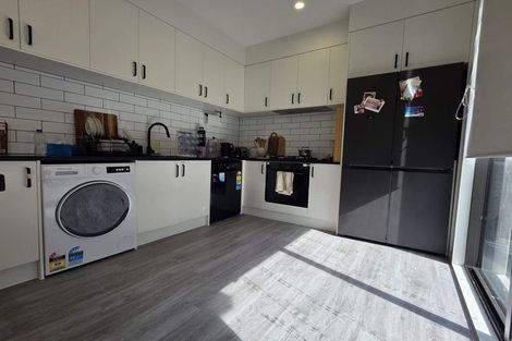Photo of property in 14a Riserra Drive, Ranui, Auckland, 0612