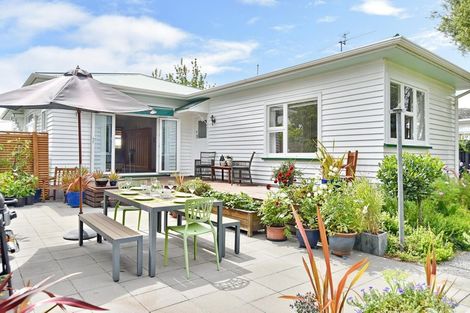 Photo of property in 5 Garnett Avenue, Spreydon, Christchurch, 8024