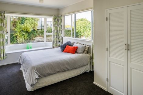Photo of property in 43 Pope Street, Camborne, Porirua, 5026